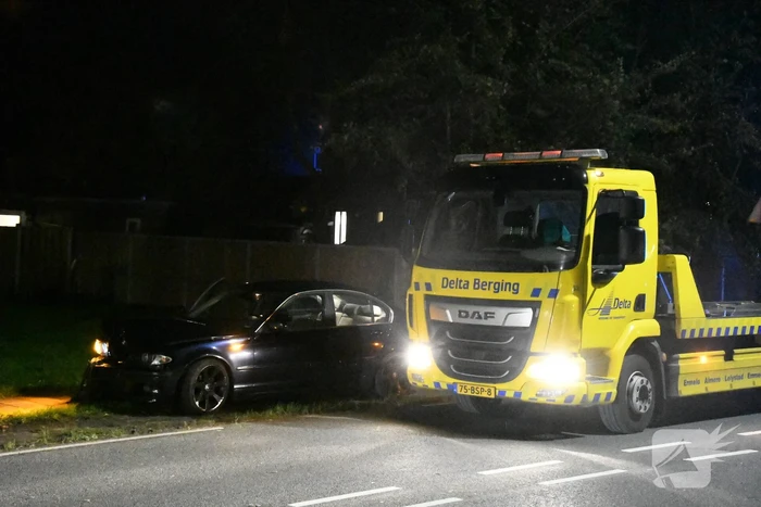 Schade bij aanrijding tussen drie auto's