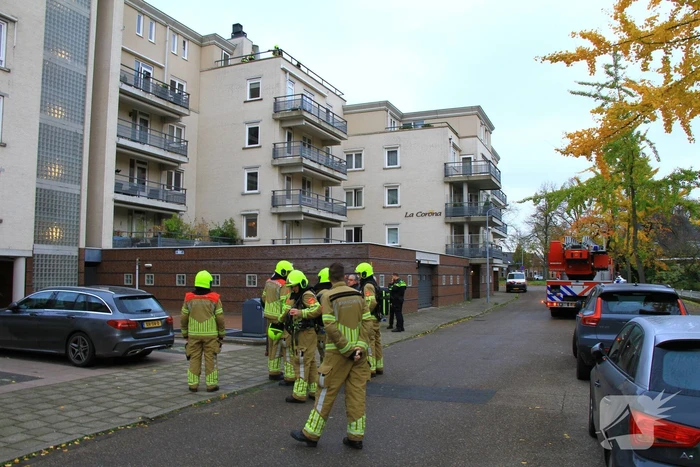 Onderzoek naar mogelijke brand in appartementencomplex