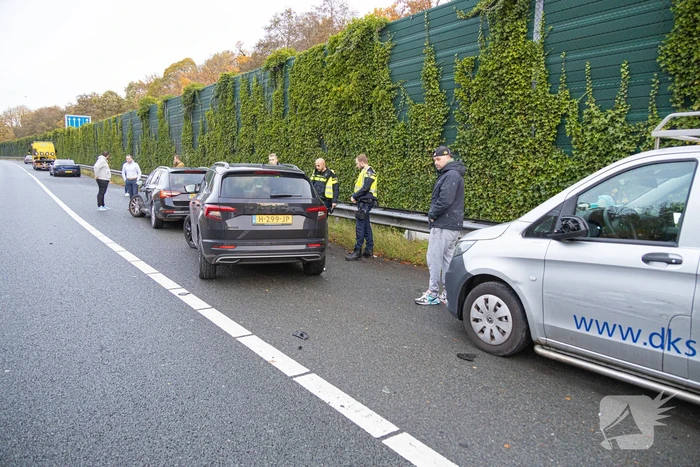 Zes voertuigen betrokken bij kettingbotsing