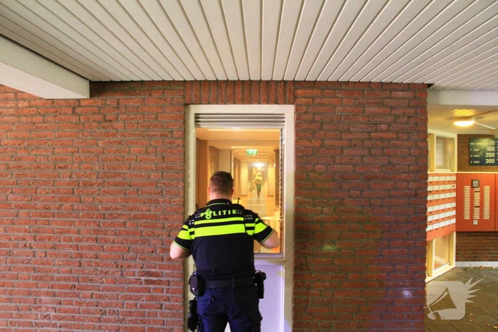 Onderzoek naar mogelijke brand in appartementencomplex