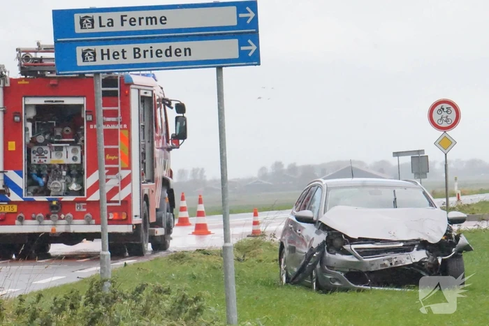 Gewonden bij ongeval tussen twee auto's