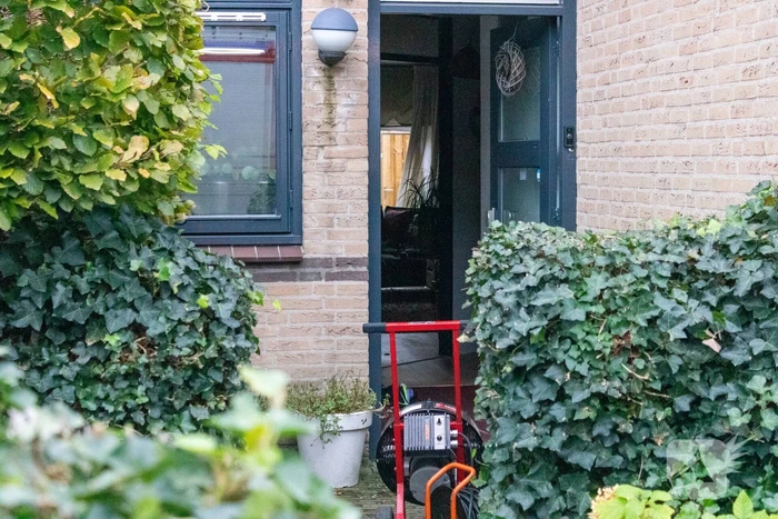 Bewoner gecontroleerd na brand in keuken
