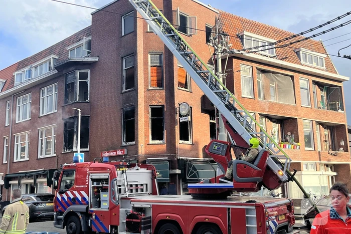 Grote uitslaande brand in appartementencomplex