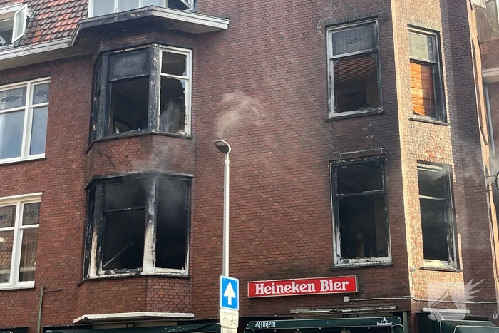 Grote uitslaande brand in appartementencomplex