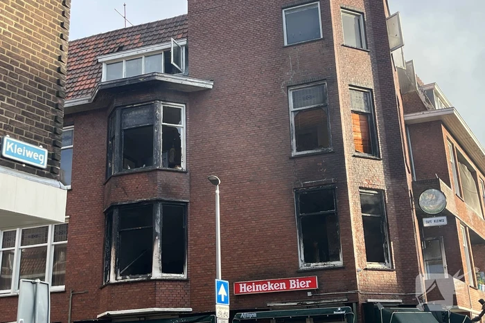 Grote uitslaande brand in appartementencomplex
