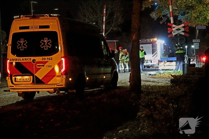 Fietser ernstig gewond bij botsing met trein