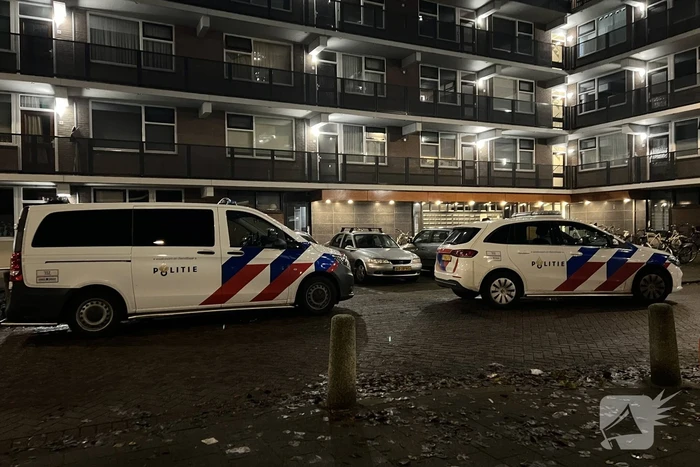 Gewonde bij steekincident in flat