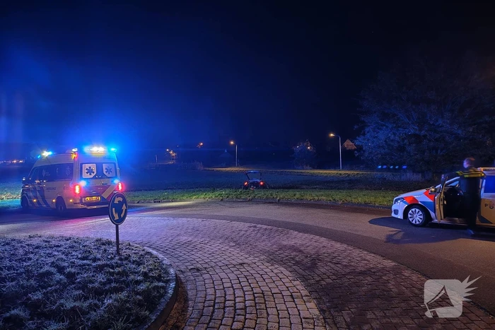 Automobilist belandt in sloot