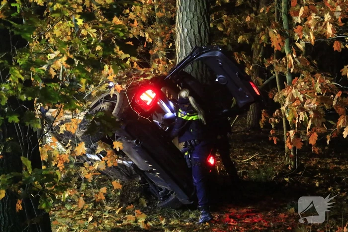 Twee personen bekneld bij ongeval