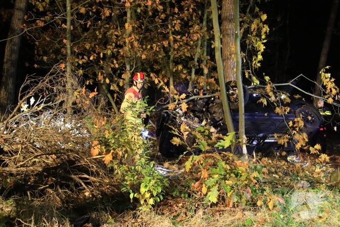 Twee personen bekneld bij ongeval