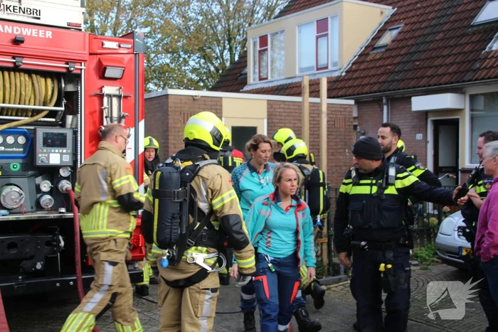 Hevige brand in keuken van woning