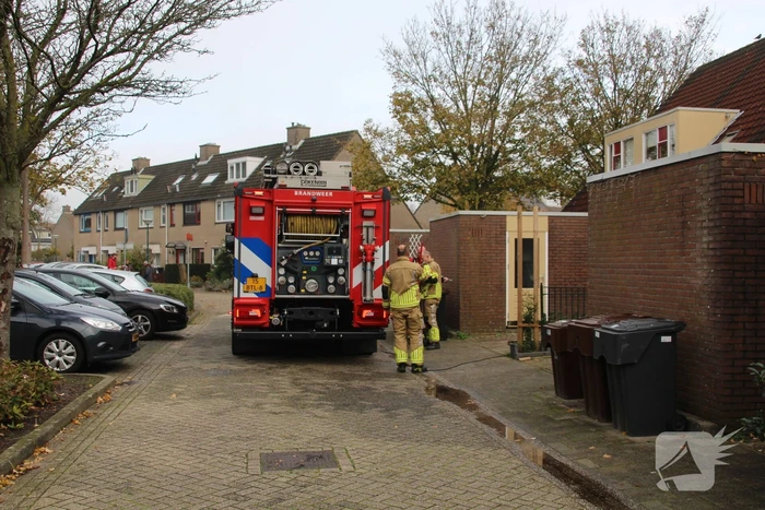 Hevige brand in keuken van woning