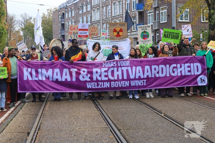 Tienduizenden mensen bij klimaatmars