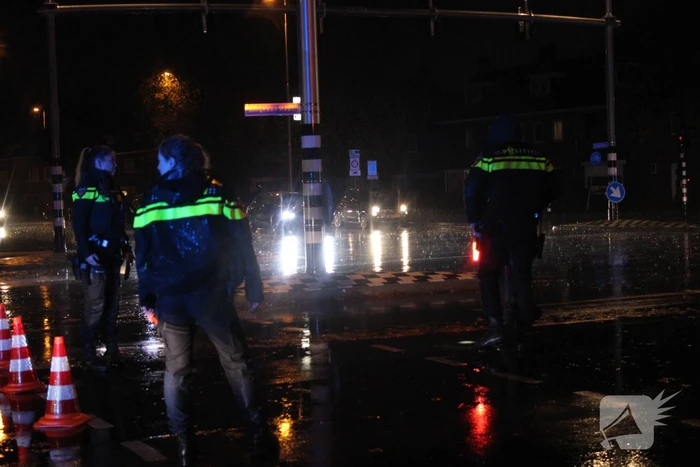 Gewonde en ravage bij frontale botsing