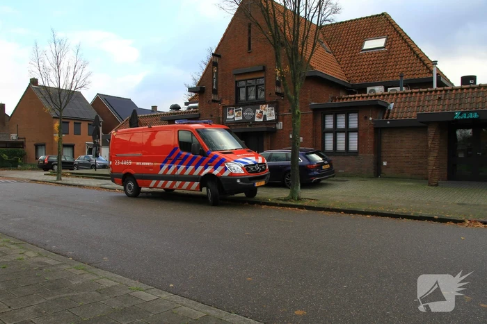 Brandweer pompt ondergelopen kelders leeg
