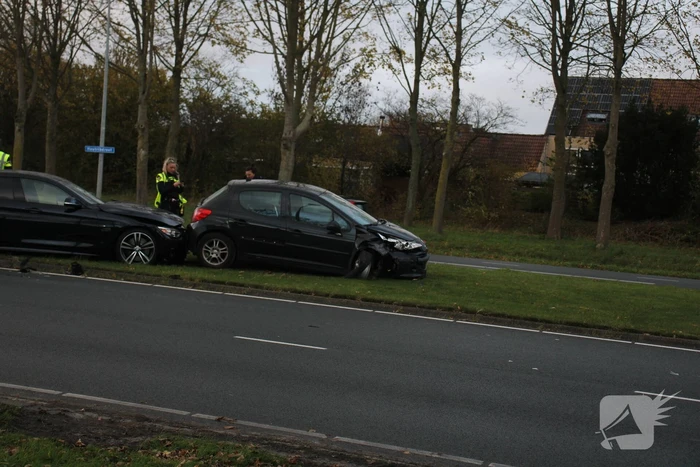 Veel schade bij kop-staartbotsing
