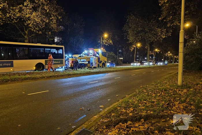 Verkeersopstopping tijdens berging defecte lijnbus