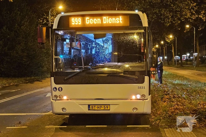 Verkeersopstopping tijdens berging defecte lijnbus