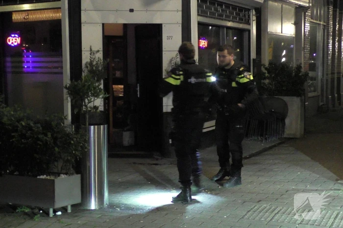 Zwaargewonde na schietpartij in café