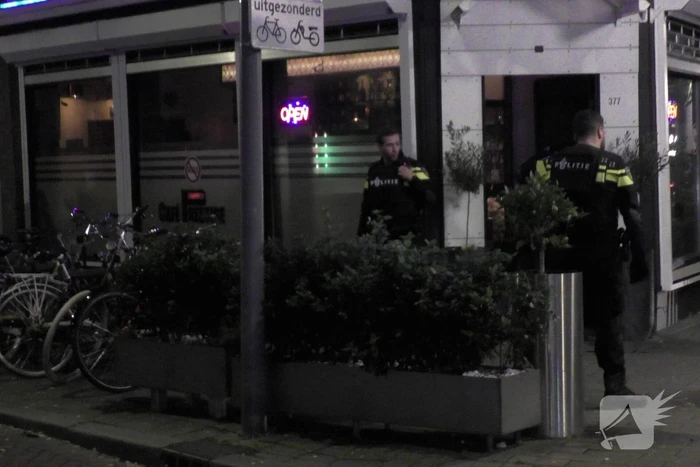 Zwaargewonde na schietpartij in café