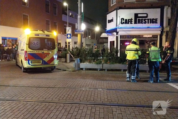 Zwaargewonde na schietpartij in café