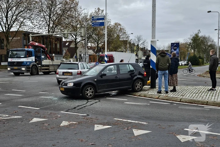 Forse schade bij frontale aanrijding