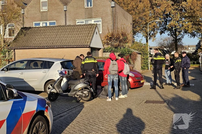 Scooterrijder gewond bij botsing met auto