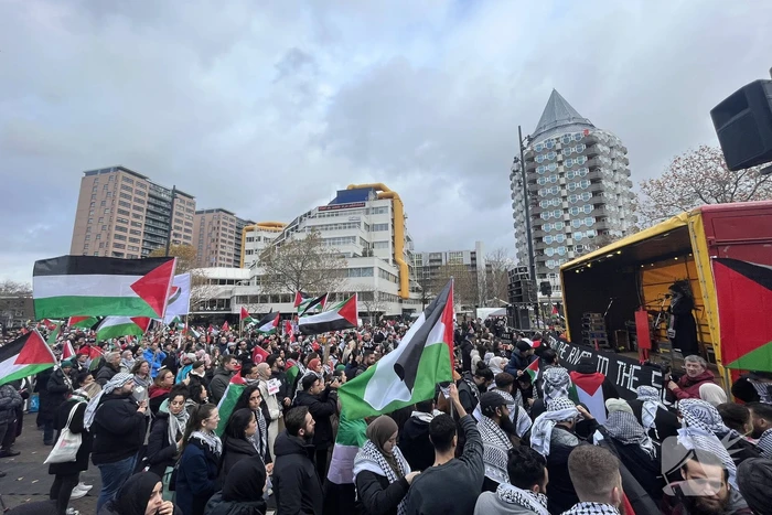 Grote opkomst pro Palestina demonstratie