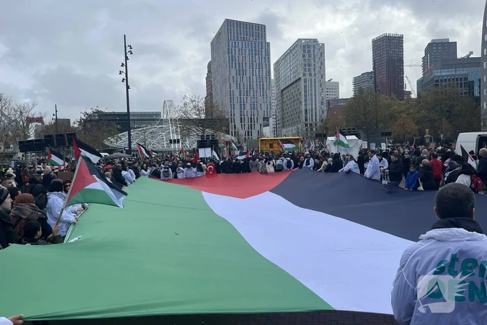 Grote opkomst pro Palestina demonstratie