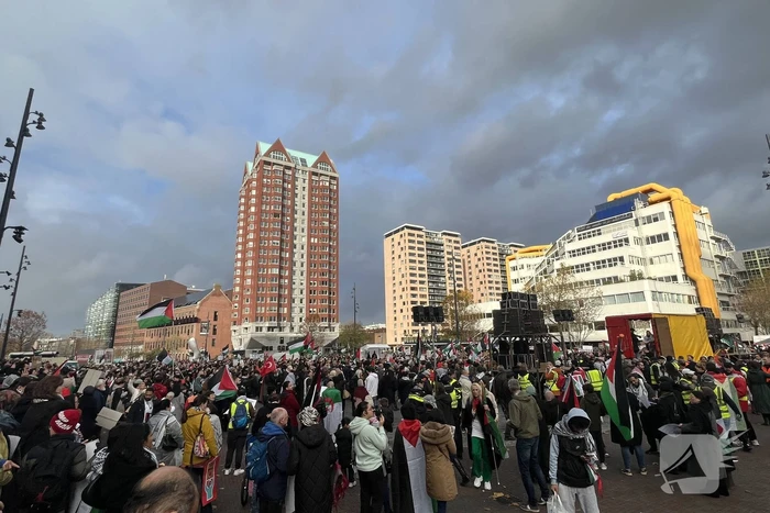 Grote opkomst pro Palestina demonstratie