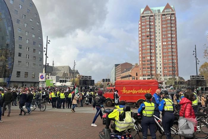Grote opkomst pro Palestina demonstratie