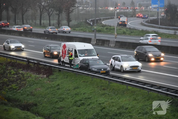 Schade bij ongeval tussen bestelbus en auto