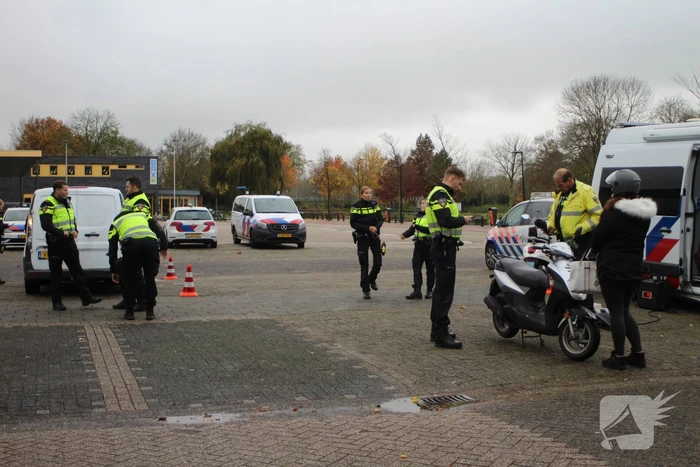 Politie houdt grote verkeerscontrole