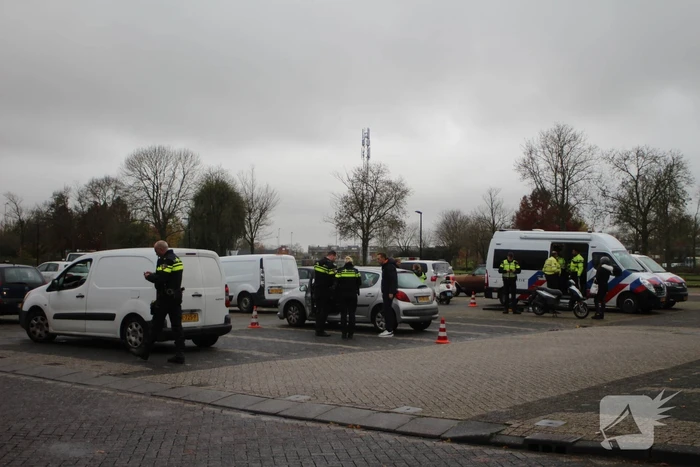 Politie houdt grote verkeerscontrole
