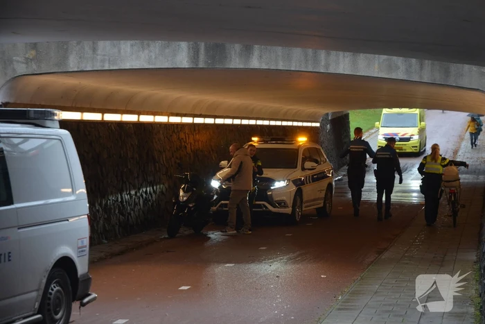 Ongeval tussen scooterrijder en fietser