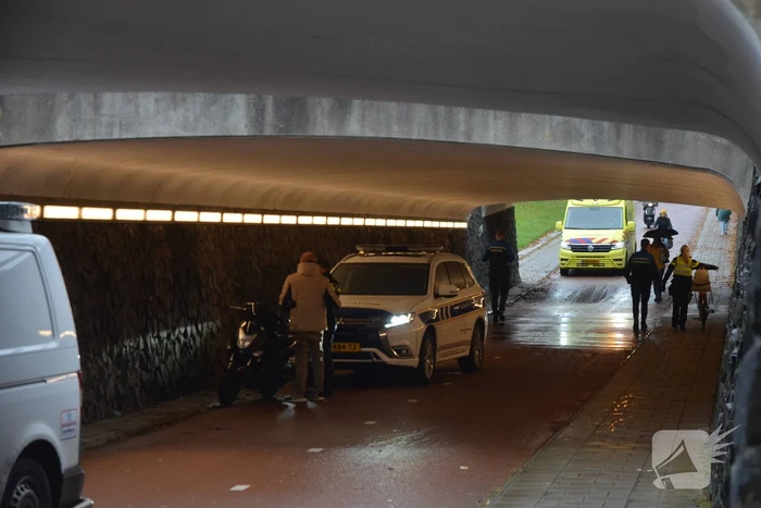 Ongeval tussen scooterrijder en fietser