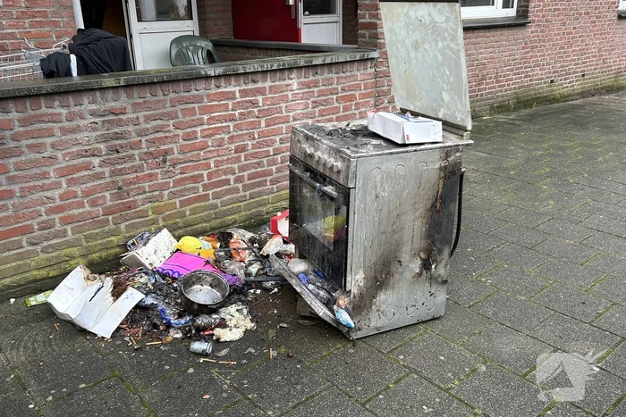 Bewoner gewond bij brand in woning