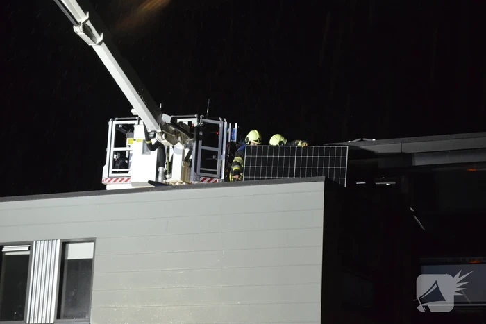 Zonnepanelen komen los door harde wind