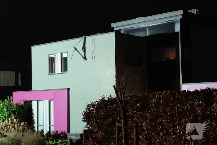 Zonnepanelen komen los door harde wind