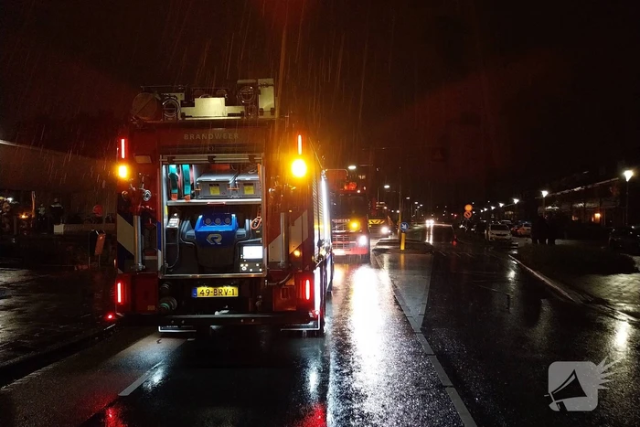 Zwembad ontruimd vanwege brand