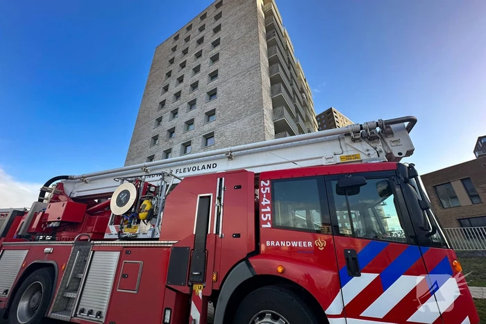 Flatgebouw deels ontruimd vanwege brand