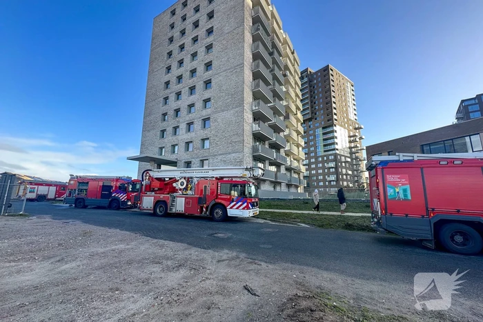 Flatgebouw deels ontruimd vanwege brand