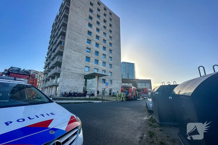 Flatgebouw deels ontruimd vanwege brand
