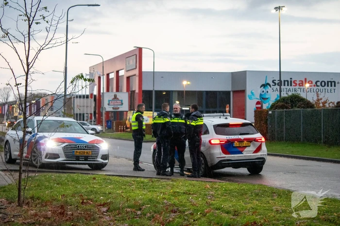 Fietser gewond bij aanrijding met bestelbus