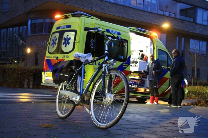Fietser in botsing met automobilist