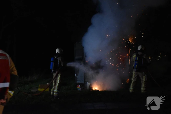 Flinke brand in grote container