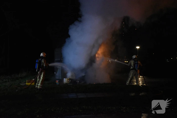 Flinke brand in grote container