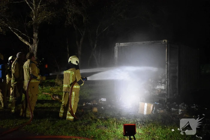 Flinke brand in grote container
