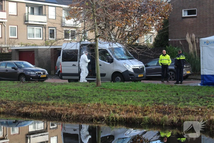 Levenloos lichaam aangetroffen in water