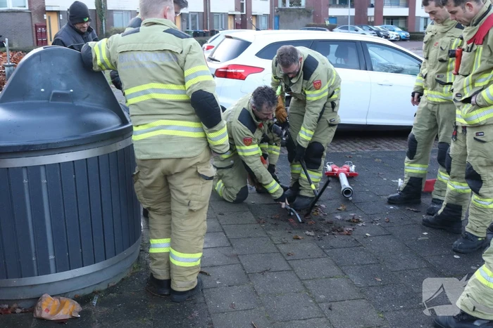 Ondergrondse container in brand gevlogen